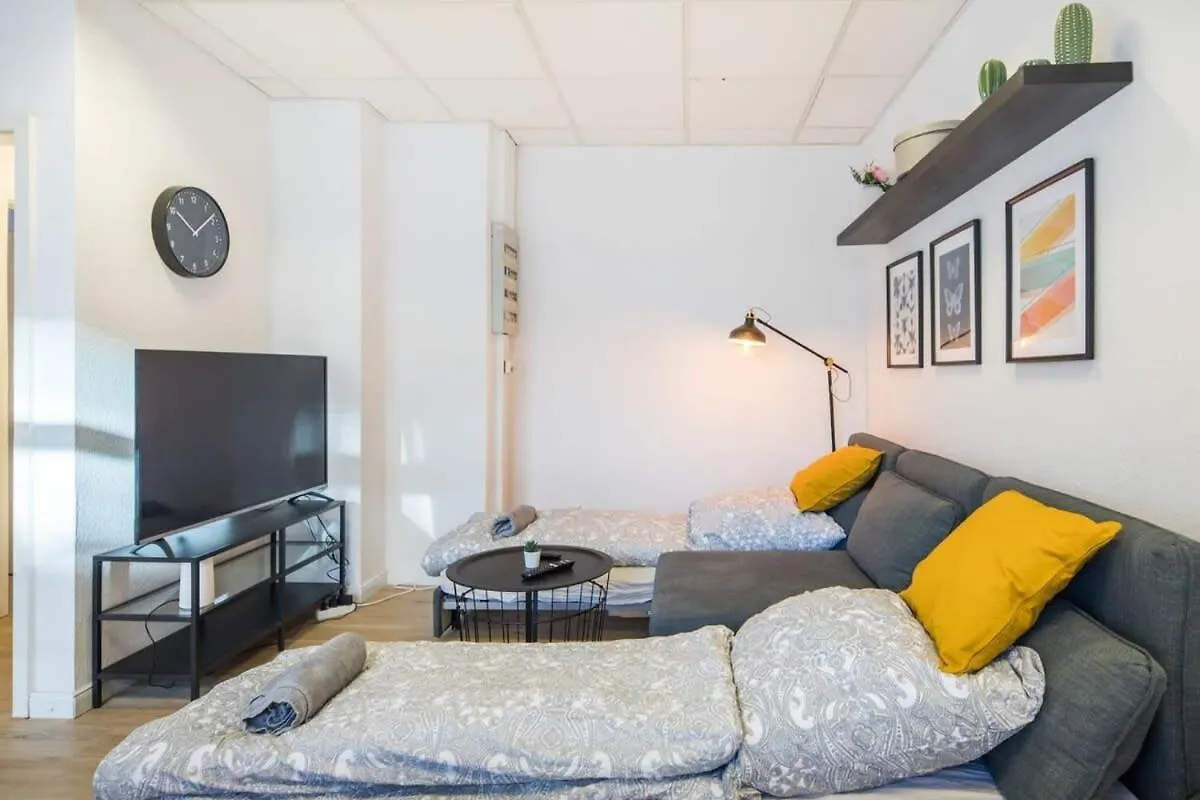 Apartament Spacious Two Br Close To Stadtpark And Street Parking Hamburg Niemcy
